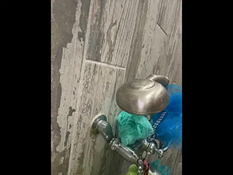 Snapshot of queenkelly1234 chatting on November 22, 11:20 am queenkelly1234 online show from November 22, 11:20 am