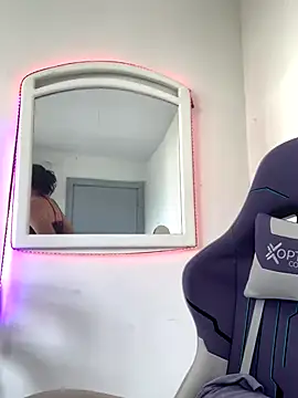 La-Gatiita-trans online show from November 22, 8:41 pm