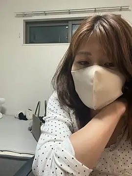 Snapshot of ichika_2_ chatting on June 28, 2:23 pm ichika 2 online show from June 28, 2:23 pm
