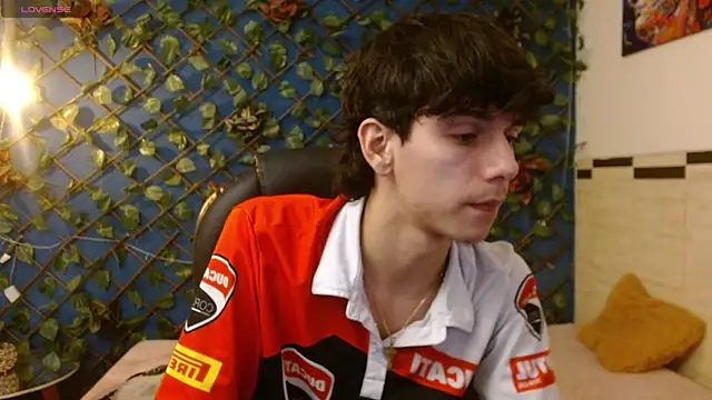 AmethystShadow17 online show from February 26, 7:46 pm