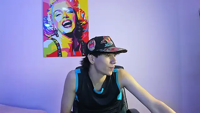 AmethystShadow17 online show from July 10, 1:54 am