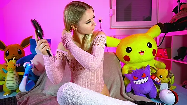 Snapshot of LillyOcean chatting on January 18, 2:21 pm LillyOcean online show from January 18, 2:21 pm