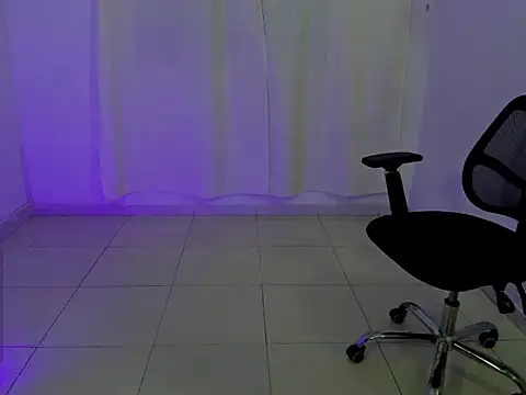 BenhtenBlack25 online show from November 6, 5:36 pm