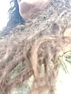 Snapshot of sol093 chatting on February 13, 9:00 pm sol093 online show from February 13, 9:00 pm