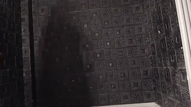 Yvonny27 online show from November 17, 6:41 am