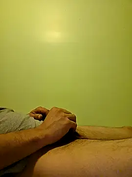 Snapshot of CENTRYFOR chatting on October 14, 12:44 am CENTRYFOR online show from October 14, 12:44 am