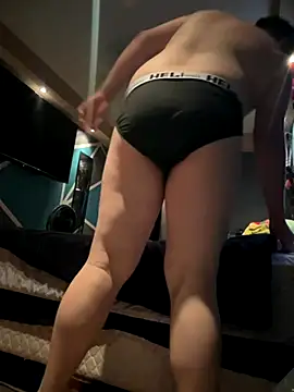 AlexRZ93 online show from October 20, 11:16 pm