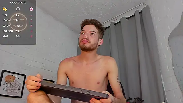 MATEO HUNTER online show from November 16, 7:03 am