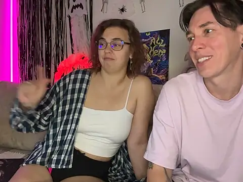 Snapshot of live_sexy chatting on October 19, 6:03 am live sexy online show from October 19, 6:03 am