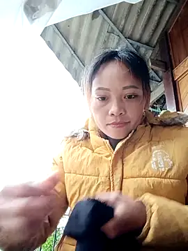 huhu-sexxy online show from November 18, 1:33 am