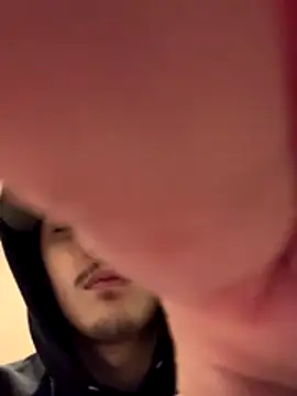 CarmeloA online show from December 4, 2:54 am