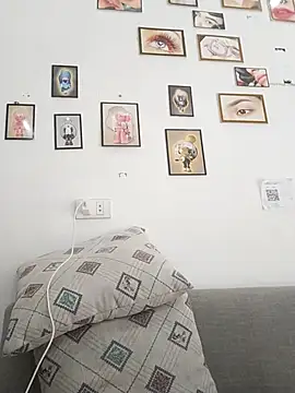 Listen-ly online show from January 15, 2:05 am