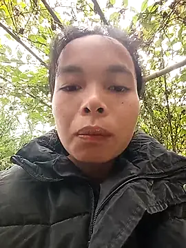 Snapshot of Nguyet2k4 chatting on October 22, 3:18 am Nguyet2k4 online show from October 22, 3:18 am