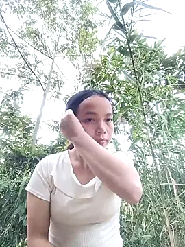 Snapshot of Nguyet2k4 chatting on November 28, 9:23 am Nguyet2k4 online show from November 28, 9:23 am