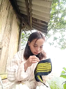 Snapshot of Nguyet2k4 chatting on December 16, 1:54 am Nguyet2k4 online show from December 16, 1:54 am