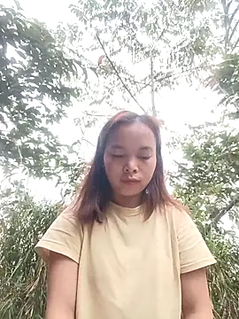 Snapshot of Nguyet2k4 chatting on February 22, 12:01 am Nguyet2k4 online show from February 22, 12:01 am