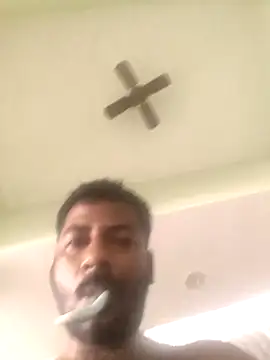 Snapshot of Vickyins480000 chatting on February 24, 2:31 am Vickyins480000 online show from February 24, 2:31 am