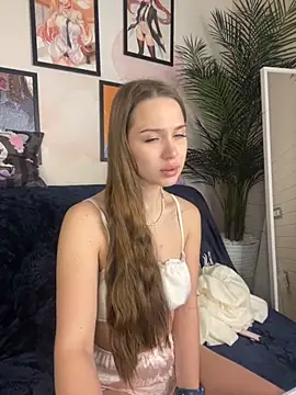 Snapshot of MiyaMeow- chatting on November 25, 1:22 pm MiyaMeow- online show from November 25, 1:22 pm