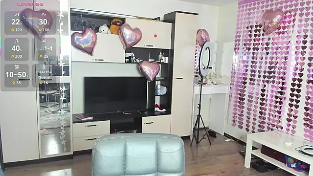 HeatherNextDoor online show from February 11, 5:01 am