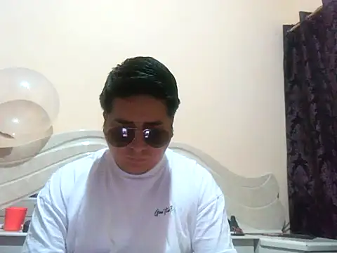 Snapshot of Jordydexless chatting on October 14, 7:31 am Jordydexless online show from October 14, 7:31 am