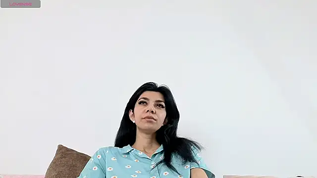 ReneeVoss online show from May 25, 3:01 am
