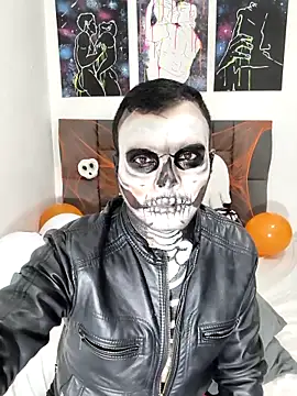 Matia5Tower5 online show from November 1, 12:01 am