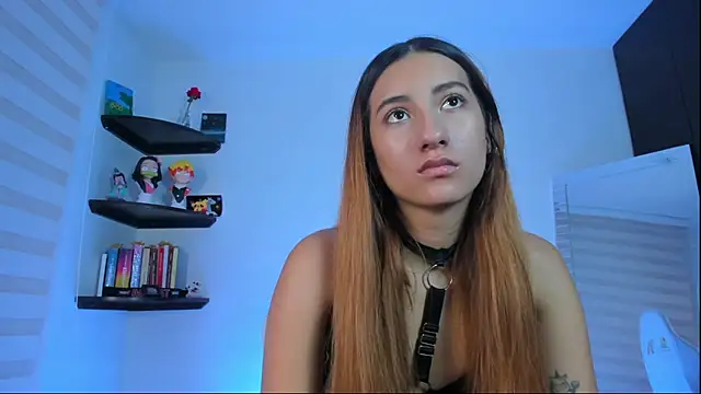 Snapshot of kittyrush_ chatting on November 22, 7:40 am kittyrush online show from November 22, 7:40 am