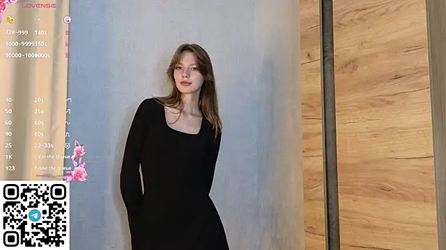 Snapshot of Erosyne chatting on November 21, 5:11 pm Erosyne online show from November 21, 5:11 pm