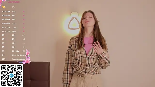 Snapshot of Erosyne chatting on November 24, 5:12 pm Erosyne online show from November 24, 5:12 pm