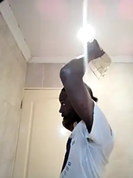 Snapshot of Hardeikbu chatting on October 28, 8:44 pm Hardeikbu online show from October 28, 8:44 pm