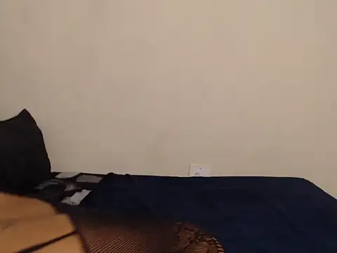 freaky-Mikie online show from November 6, 7:53 am