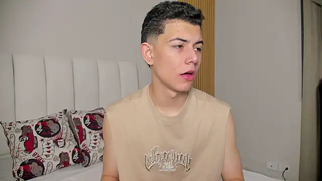 Snapshot of FireGuy_99 chatting on November 22, 1:10 pm FireGuy 99 online show from November 22, 1:10 pm