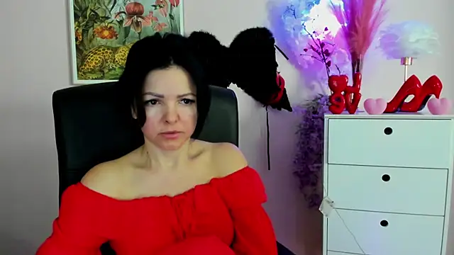 Snapshot of Mollybloom40 chatting on March 17, 7:44 am Mollybloom40 online show from March 17, 7:44 am