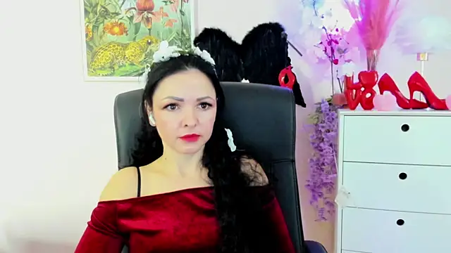 Snapshot of Mollybloom40 chatting on March 19, 7:34 am Mollybloom40 online show from March 19, 7:34 am