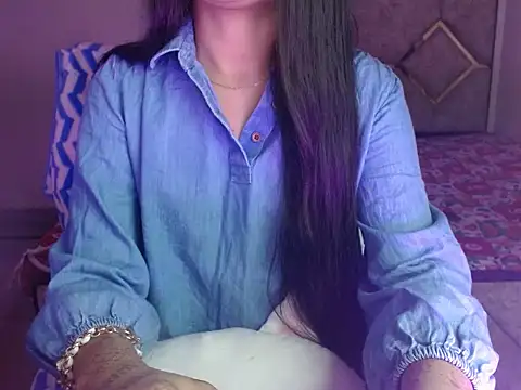 spicy sofiya - online show from December 1, 5:29 pm