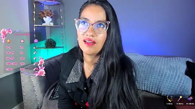 Snapshot of charlhot_ chatting on November 3, 12:17 pm charlhot online show from November 3, 12:17 pm