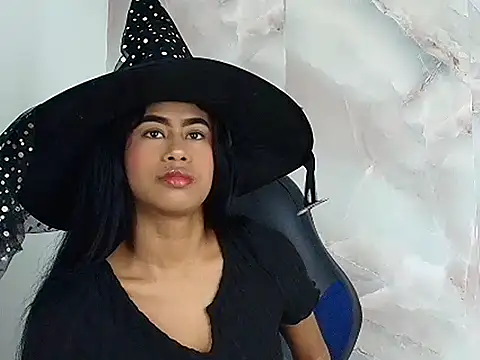 Snapshot of kataleyaAlenan chatting on October 20, 1:55 pm kataleyaAlenan online show from October 20, 1:55 pm