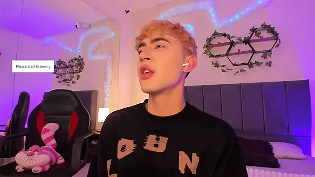 JustinCastiblanco online show from November 5, 11:21 am