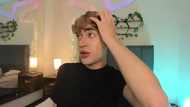 JustinCastiblanco online show from November 25, 11:21 am