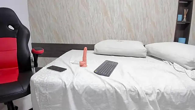Snapshot of violeta_dovnik chatting on October 18, 7:14 pm violeta dovnik online show from October 18, 7:14 pm