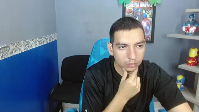 Axel Stones  online show from November 3, 2:07 pm