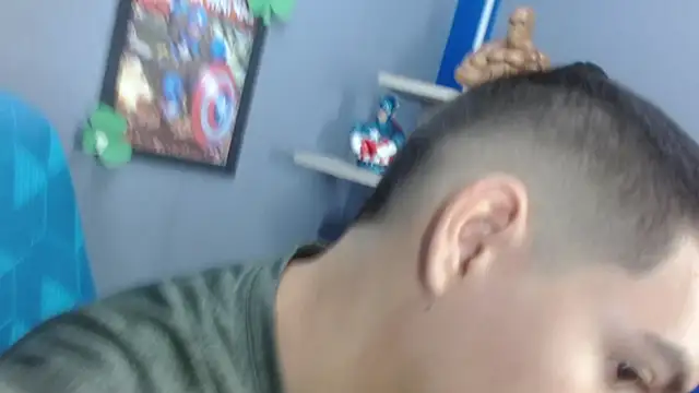 Axel Stones  online show from November 5, 1:55 pm