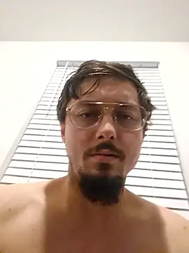 White FangandKawi online show from January 10, 5:20 am