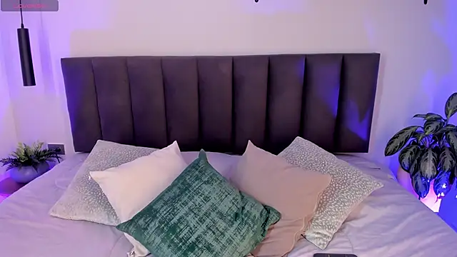 Snapshot of AilanaCortes chatting on February 21, 12:06 pm AilanaCortes online show from February 21, 12:06 pm