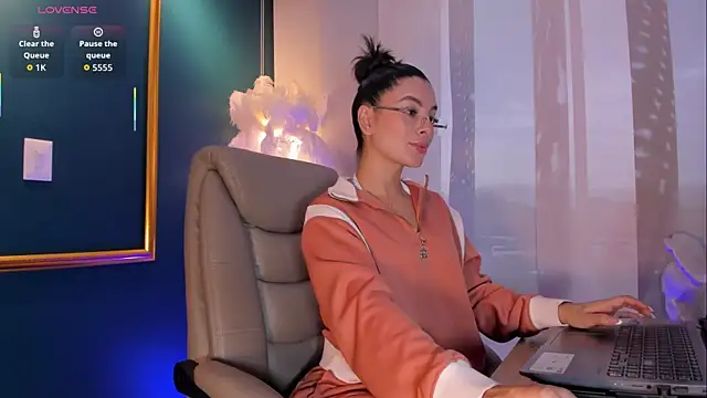 Rashel Frost  online show from July 23, 10:08 pm