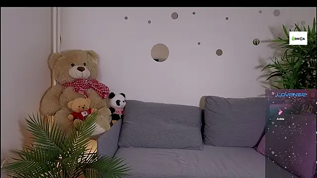 cute cake online show from May 22, 9:48 am