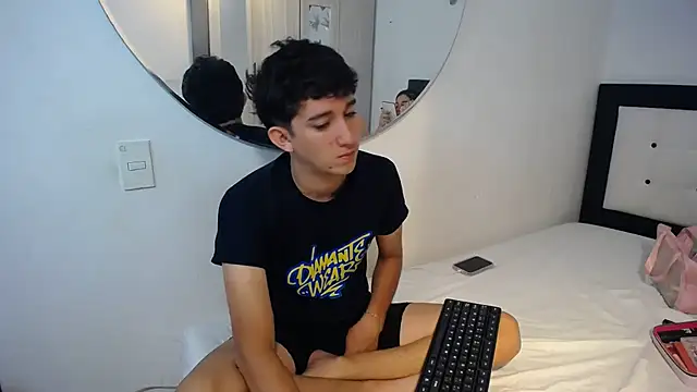 Snapshot of Dravith_Valery chatting on November 23, 9:42 am Dravith Valery online show from November 23, 9:42 am