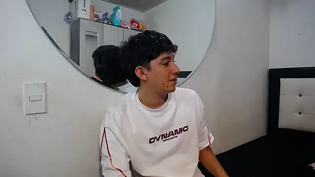 Dravith Valery online show from February 7, 11:52 pm