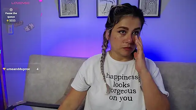 Sweet Bella Valery online show from November 21, 10:08 pm