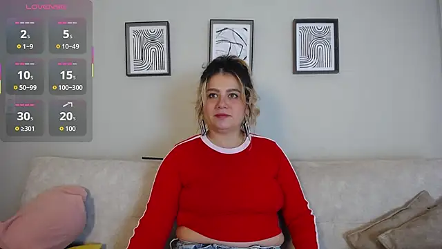 Sweet Bella Valery online show from January 13, 9:20 pm